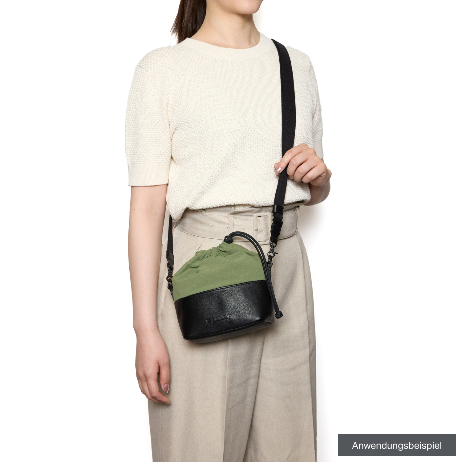 Artisan & Artist Kameratasche ACAM-CP210 schwarz-khaki