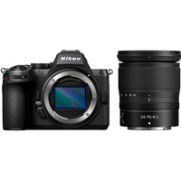 Nikon Z5 II mit NIKKOR Z 24-70mm F4 S
