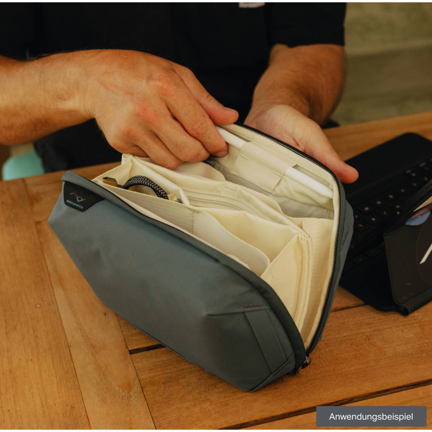 Peak Design Tech Pouch Ocean