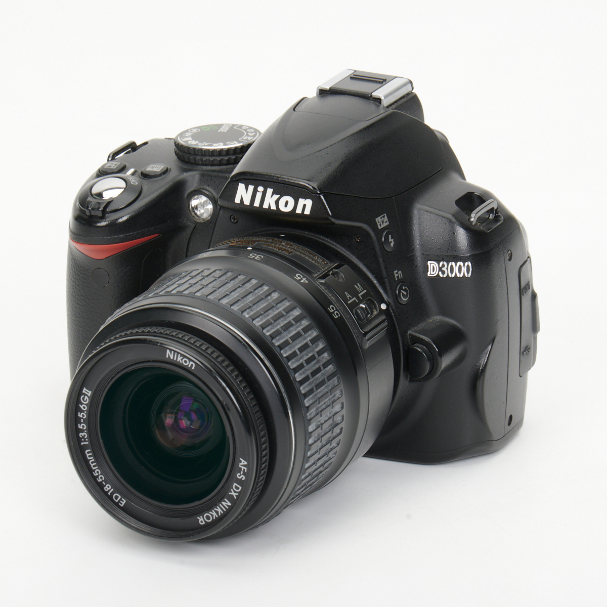 Nikon D3000 gebraucht