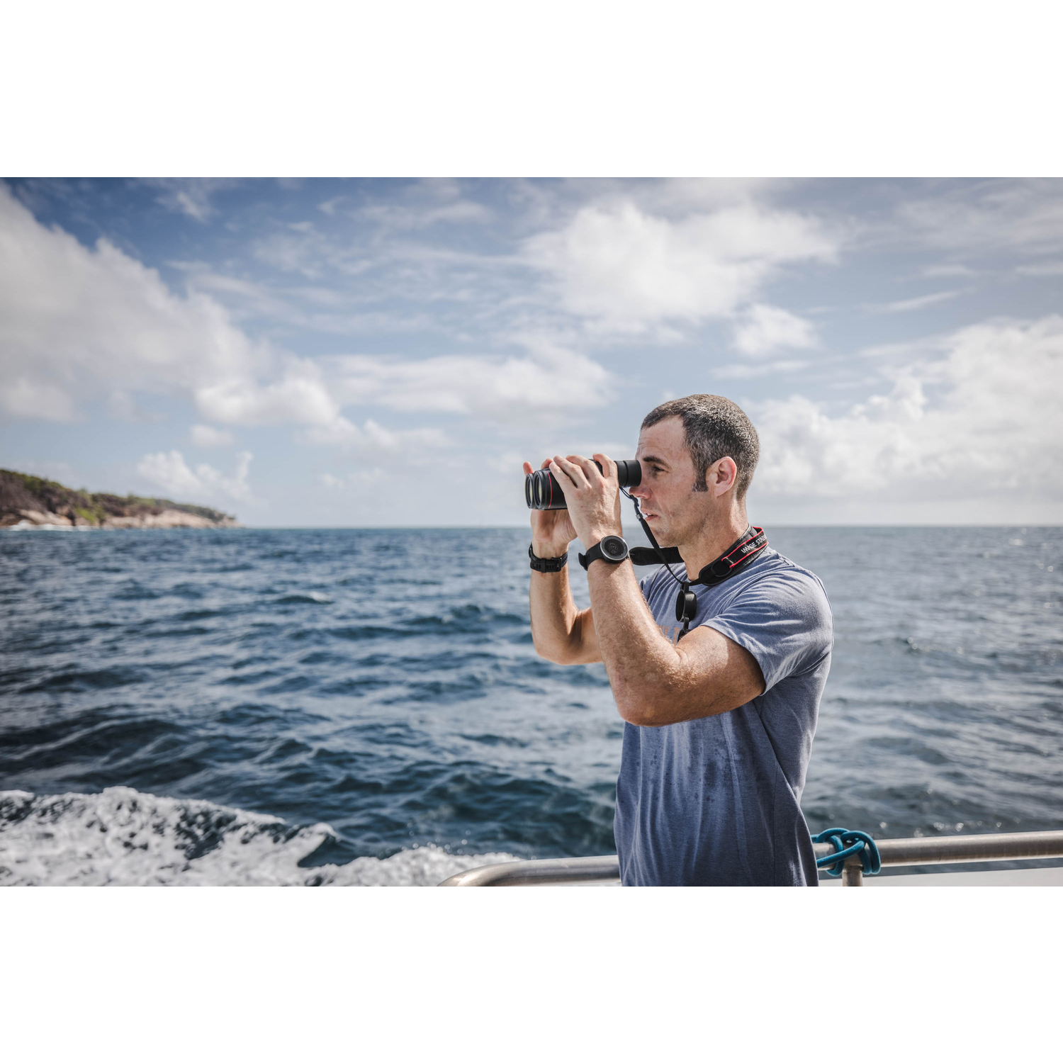 Canon Fernglas 18x50 IS all weather