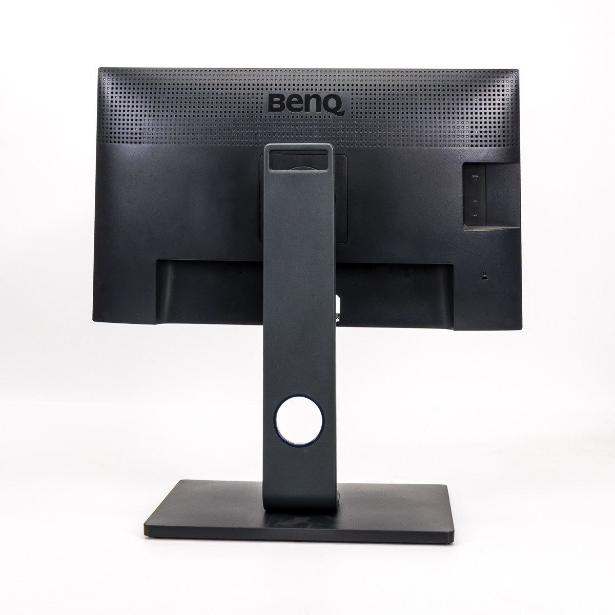 BenQ SW270C 68,58 cm (27") QHD-Grafik-Monitor mit Lichtschutzblende in Schwarz gebraucht