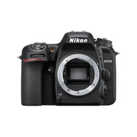 Nikon D7500