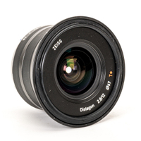 Zeiss Touit 12mm F2.8 für Fujifilm X-Mount gebraucht