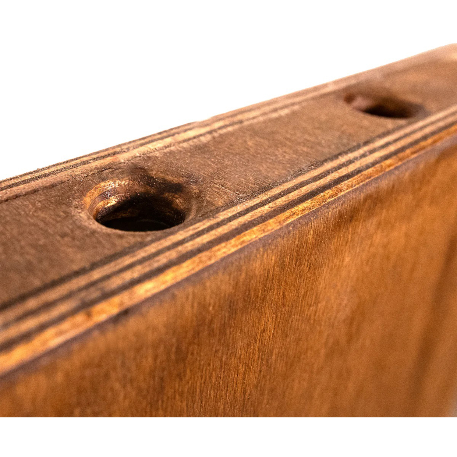 Focus Rat Apple Box Quarter sized handgebeizt