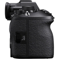 Sony Alpha 9 III mit FE 300mm F2.8 OSS G-Master