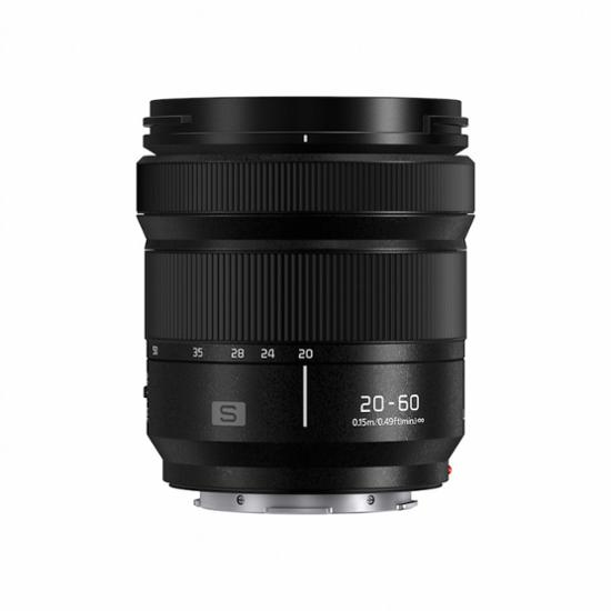 Panasonic LUMIX DC-S5II mit LUMIX S 20-60mm F3.5-5.6 und LUMIX S 24mm F1.8