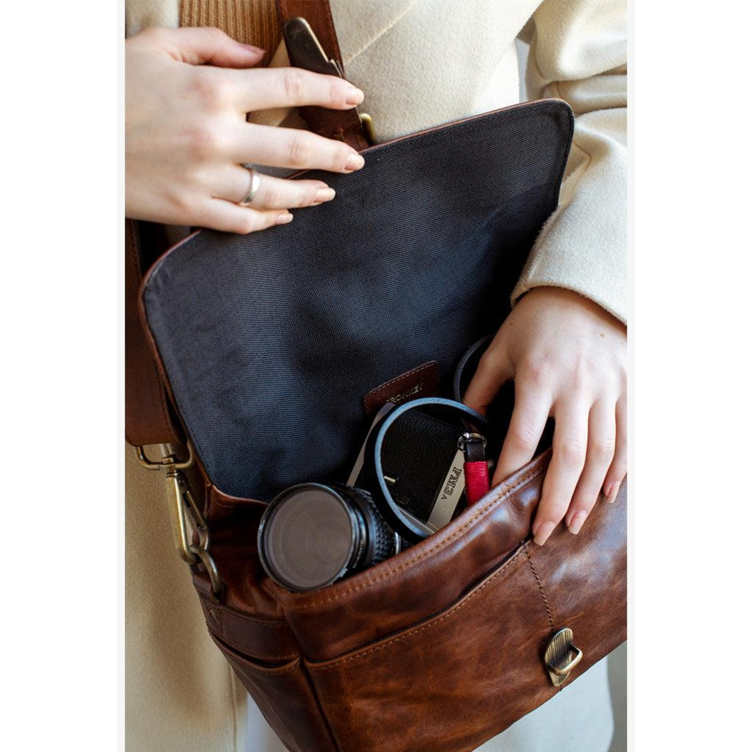 Bronkey Paris Leder Camera Bag Cognac
