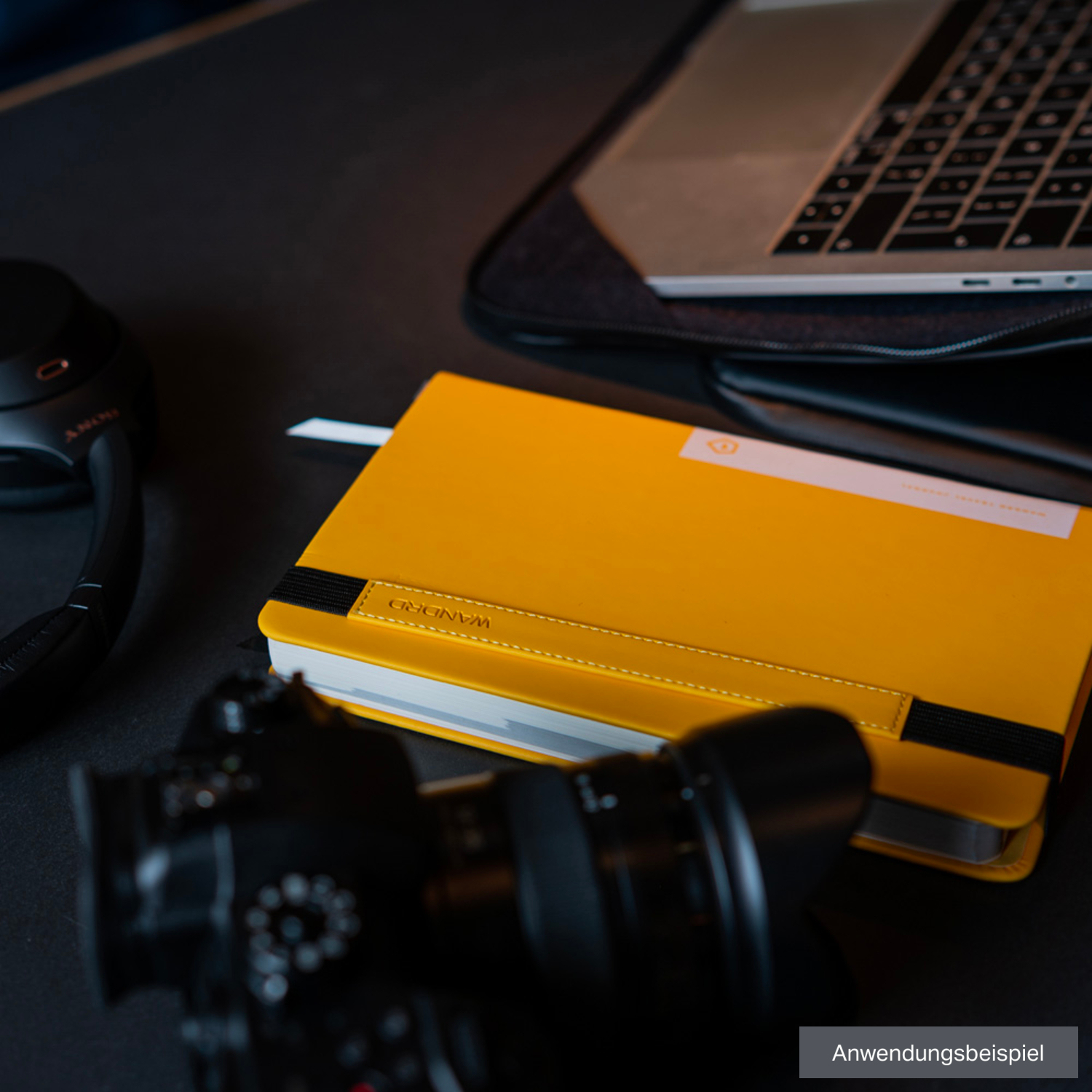 WANDRD The Travel Journal gelb