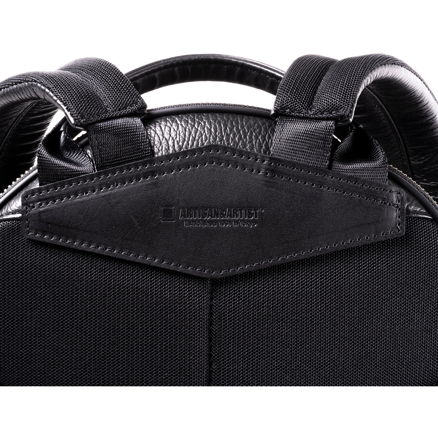 Artisan & Artist ACAM-EX0002 Premium Leder-Rucksack ''TOKYO'' schwarz