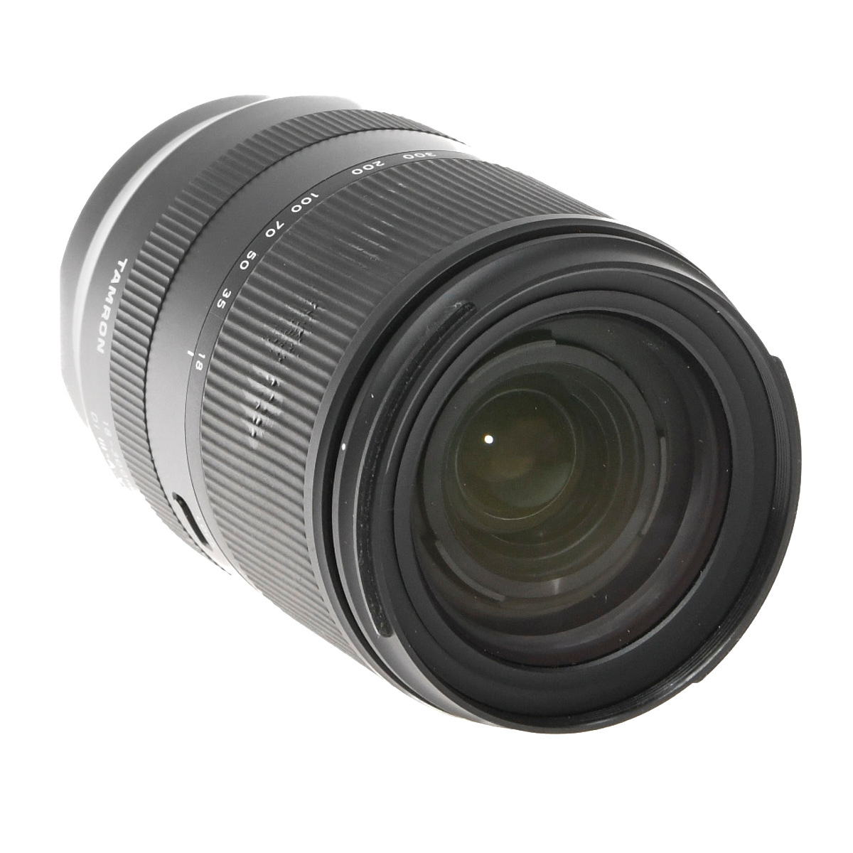 Tamron 18-300mm F3.5-6.3 Di III-A VC VXD für Fujifilm X-Mount gebraucht