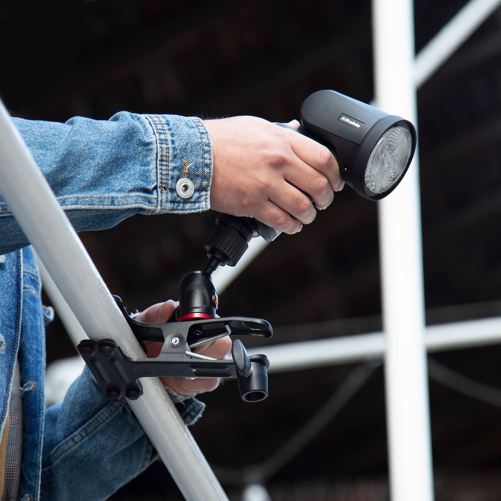Manfrotto Federklemme mit Zubehörschuh