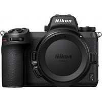 Nikon Z7 II mit FTZ Adapter II