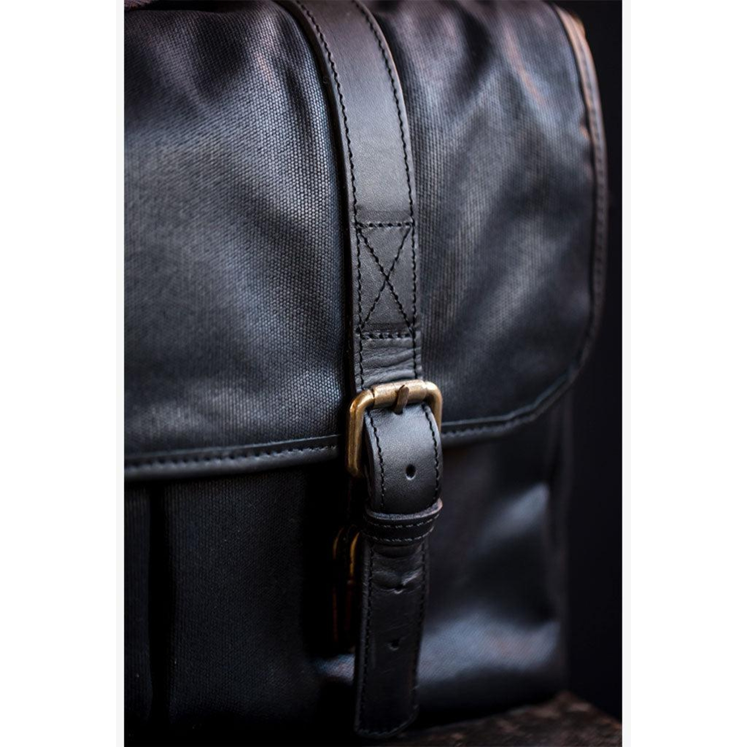 Bronkey Roma Camera Bag Waxed Canvas Black