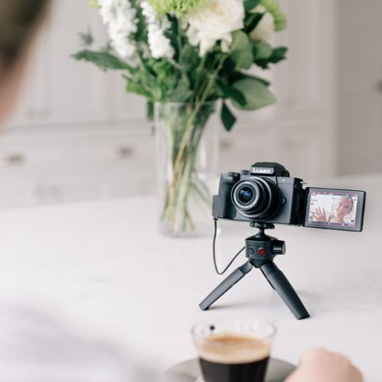 Panasonic DMW SHGR1E Stativ Griff / Mini Stativ