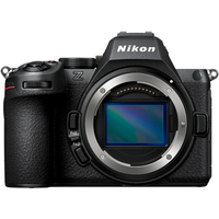 Nikon Z5 II mit NIKKOR Z 24-70mm F4 S